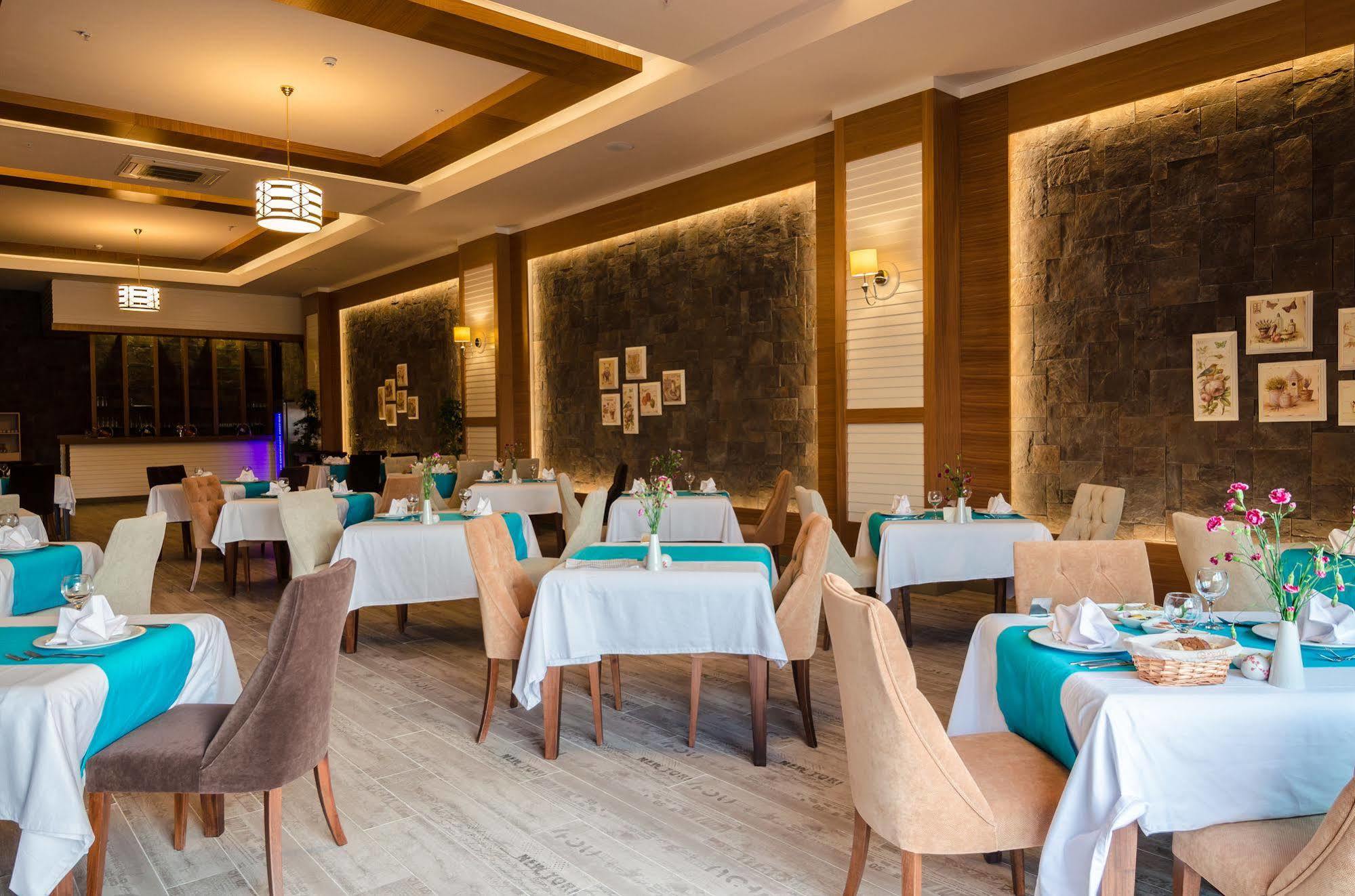 The Lumos Deluxe Resort Hotel 카기켁 외부 사진